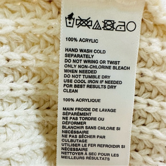 BDG Cardigan Cream Button Down Women Sweater. Size (M) - Picture 9 of 9